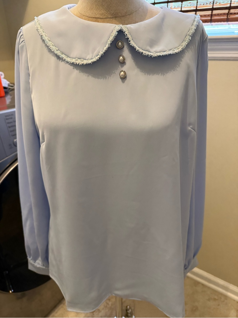 Trendy boutique Light Blue Long-Sleeve Blouse with Fringed Peter Pan Collar